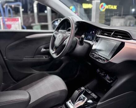 Белый Опель Corsa-e, объемом двигателя 0 л и пробегом 63 тыс. км за 13200 $, фото 14 на Automoto.ua