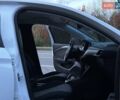 Белый Опель Corsa-e, объемом двигателя 0 л и пробегом 80 тыс. км за 16450 $, фото 21 на Automoto.ua