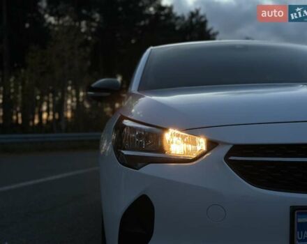 Белый Опель Corsa-e, объемом двигателя 0 л и пробегом 80 тыс. км за 16450 $, фото 13 на Automoto.ua
