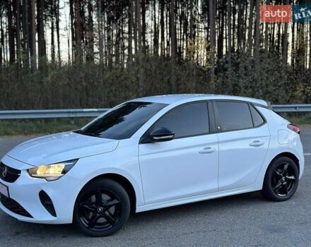 Белый Опель Corsa-e, объемом двигателя 0 л и пробегом 80 тыс. км за 16450 $, фото 5 на Automoto.ua