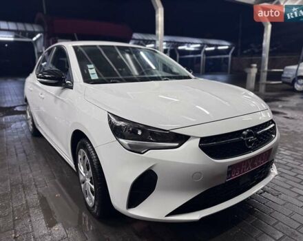 Белый Опель Corsa-e, объемом двигателя 0 л и пробегом 63 тыс. км за 13200 $, фото 2 на Automoto.ua