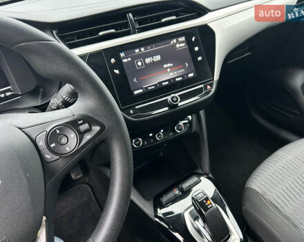 Белый Опель Corsa-e, объемом двигателя 0 л и пробегом 175 тыс. км за 12300 $, фото 37 на Automoto.ua