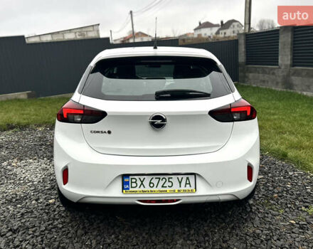 Белый Опель Corsa-e, объемом двигателя 0 л и пробегом 175 тыс. км за 12300 $, фото 19 на Automoto.ua