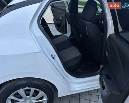 Белый Опель Corsa-e, объемом двигателя 0 л и пробегом 51 тыс. км за 12777 $, фото 11 на Automoto.ua