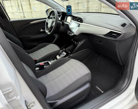 Опель Corsa-e 2021 в Ровно на Automoto.ua Белый Опель Corsa-e, объемом двигателя 0 л и пробегом 50 тыс. км за 12250 $, фото 24 на Automoto.ua