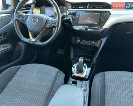 Белый Опель Corsa-e, объемом двигателя 0 л и пробегом 50 тыс. км за 12999 $, фото 20 на Automoto.ua