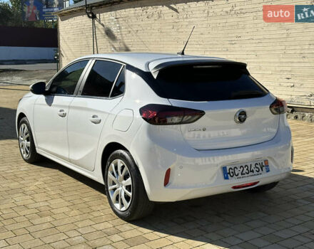 Белый Опель Corsa-e, объемом двигателя 0 л и пробегом 50 тыс. км за 12999 $, фото 5 на Automoto.ua