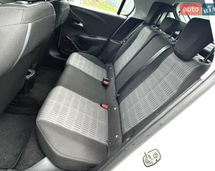 Белый Опель Corsa-e, объемом двигателя 0 л и пробегом 175 тыс. км за 12300 $, фото 36 на Automoto.ua