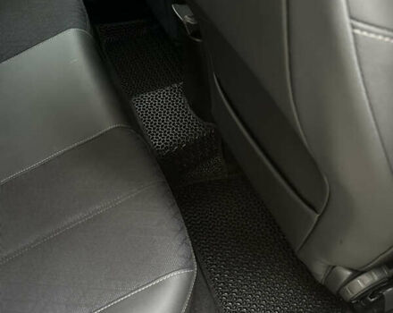 Белый Опель Corsa-e, объемом двигателя 0 л и пробегом 53 тыс. км за 16200 $, фото 25 на Automoto.ua