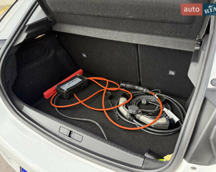 Опель Corsa-e 2021 в Ровно на Automoto.ua Белый Опель Corsa-e, объемом двигателя 0 л и пробегом 50 тыс. км за 12250 $, фото 40 на Automoto.ua