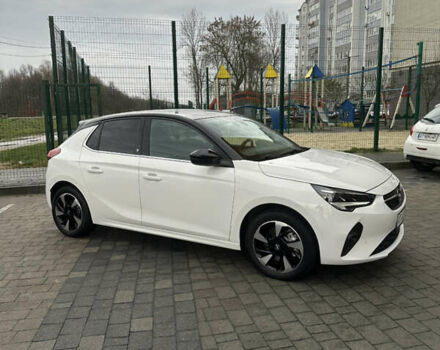 Белый Опель Corsa-e, объемом двигателя 0 л и пробегом 53 тыс. км за 16200 $, фото 9 на Automoto.ua