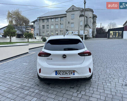 Белый Опель Corsa-e, объемом двигателя 0 л и пробегом 51 тыс. км за 12777 $, фото 4 на Automoto.ua
