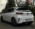 Белый Опель Corsa-e, объемом двигателя 0 л и пробегом 28 тыс. км за 15615 $, фото 17 на Automoto.ua
