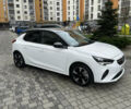 Белый Опель Corsa-e, объемом двигателя 0 л и пробегом 53 тыс. км за 16200 $, фото 4 на Automoto.ua