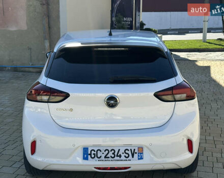 Белый Опель Corsa-e, объемом двигателя 0 л и пробегом 50 тыс. км за 12999 $, фото 17 на Automoto.ua