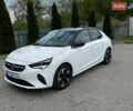 Белый Опель Corsa-e, объемом двигателя 0 л и пробегом 63 тыс. км за 14000 $, фото 1 на Automoto.ua