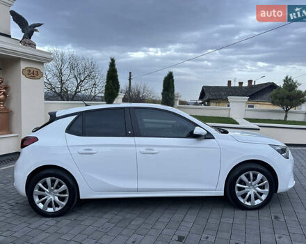 Белый Опель Corsa-e, объемом двигателя 0 л и пробегом 51 тыс. км за 12777 $, фото 6 на Automoto.ua