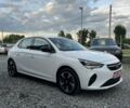 Белый Опель Corsa-e, объемом двигателя 0 л и пробегом 37 тыс. км за 14400 $, фото 4 на Automoto.ua