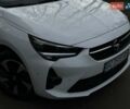 Белый Опель Corsa-e, объемом двигателя 0 л и пробегом 28 тыс. км за 15615 $, фото 12 на Automoto.ua