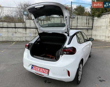 Опель Corsa-e 2021 в Ровно на Automoto.ua Белый Опель Corsa-e, объемом двигателя 0 л и пробегом 50 тыс. км за 12250 $, фото 39 на Automoto.ua