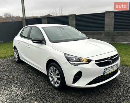 Белый Опель Corsa-e, объемом двигателя 0 л и пробегом 175 тыс. км за 12300 $, фото 7 на Automoto.ua