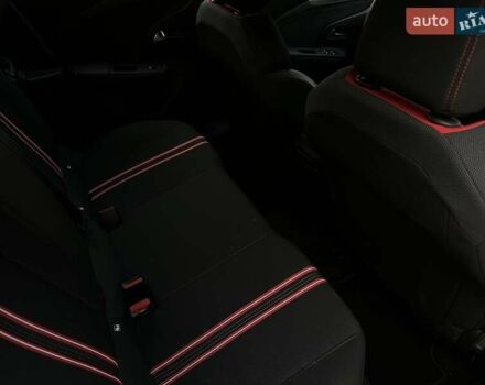 Белый Опель Corsa-e, объемом двигателя 0 л и пробегом 28 тыс. км за 15615 $, фото 62 на Automoto.ua