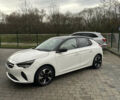 Белый Опель Corsa-e, объемом двигателя 0 л и пробегом 53 тыс. км за 16200 $, фото 10 на Automoto.ua