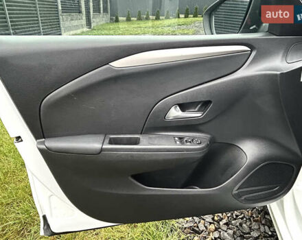 Белый Опель Corsa-e, объемом двигателя 0 л и пробегом 175 тыс. км за 12300 $, фото 32 на Automoto.ua