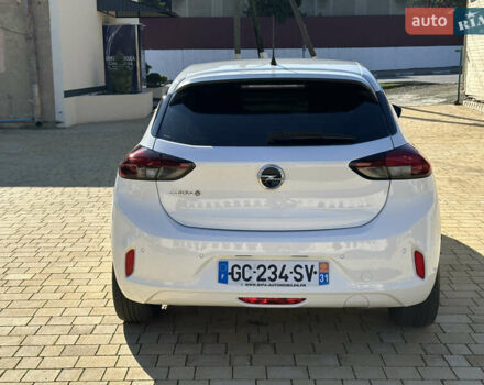 Белый Опель Corsa-e, объемом двигателя 0 л и пробегом 50 тыс. км за 12999 $, фото 6 на Automoto.ua