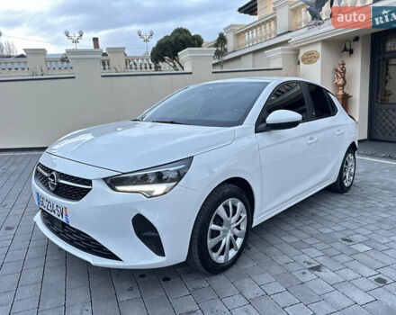 Белый Опель Corsa-e, объемом двигателя 0 л и пробегом 51 тыс. км за 12777 $, фото 9 на Automoto.ua