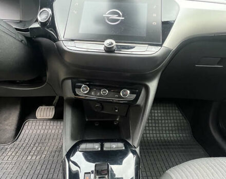 Белый Опель Corsa-e, объемом двигателя 0 л и пробегом 39 тыс. км за 13500 $, фото 6 на Automoto.ua