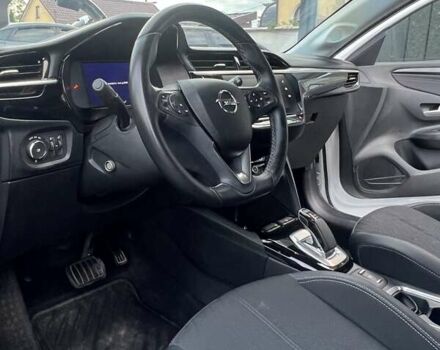 Белый Опель Corsa-e, объемом двигателя 0 л и пробегом 37 тыс. км за 14200 $, фото 14 на Automoto.ua