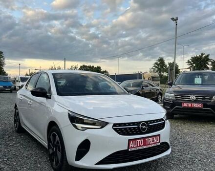 Белый Опель Corsa-e, объемом двигателя 0 л и пробегом 37 тыс. км за 14200 $, фото 2 на Automoto.ua