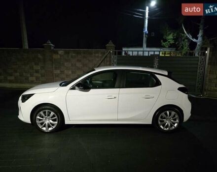 Белый Опель Corsa-e, объемом двигателя 0 л и пробегом 34 тыс. км за 11999 $, фото 19 на Automoto.ua