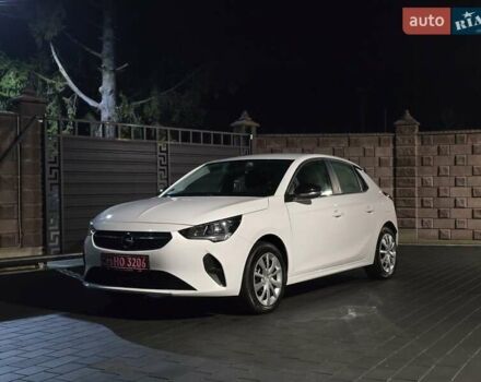 Белый Опель Corsa-e, объемом двигателя 0 л и пробегом 34 тыс. км за 11999 $, фото 17 на Automoto.ua