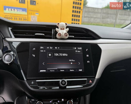 Белый Опель Corsa-e, объемом двигателя 0 л и пробегом 54 тыс. км за 13500 $, фото 18 на Automoto.ua