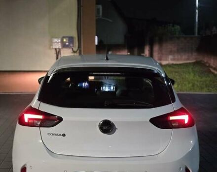 Белый Опель Corsa-e, объемом двигателя 0 л и пробегом 34 тыс. км за 11999 $, фото 30 на Automoto.ua