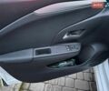 Белый Опель Corsa-e, объемом двигателя 0 л и пробегом 28 тыс. км за 13500 $, фото 17 на Automoto.ua