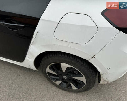 Белый Опель Corsa-e, объемом двигателя 0 л и пробегом 7 тыс. км за 13100 $, фото 4 на Automoto.ua