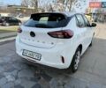 Белый Опель Corsa-e, объемом двигателя 0 л и пробегом 5 тыс. км за 16800 $, фото 21 на Automoto.ua