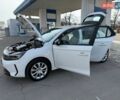 Белый Опель Corsa-e, объемом двигателя 0 л и пробегом 5 тыс. км за 16800 $, фото 93 на Automoto.ua