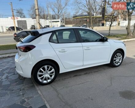 Белый Опель Corsa-e, объемом двигателя 0 л и пробегом 5 тыс. км за 16800 $, фото 18 на Automoto.ua