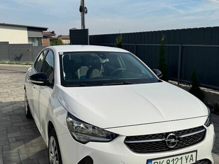 Белый Опель Corsa-e, объемом двигателя 0 л и пробегом 110 тыс. км за 12750 $, фото 1 на Automoto.ua