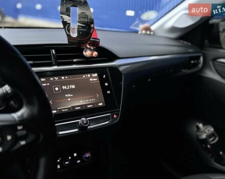 Красный Опель Corsa-e, объемом двигателя 0 л и пробегом 48 тыс. км за 15000 $, фото 13 на Automoto.ua