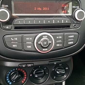 Серый Опель Corsa-e, объемом двигателя 1.4 л и пробегом 88 тыс. км за 8399 $, фото 3 на Automoto.ua