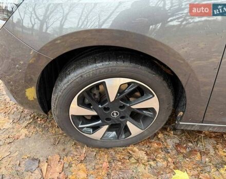 Серый Опель Corsa-e, объемом двигателя 0 л и пробегом 87 тыс. км за 14590 $, фото 9 на Automoto.ua