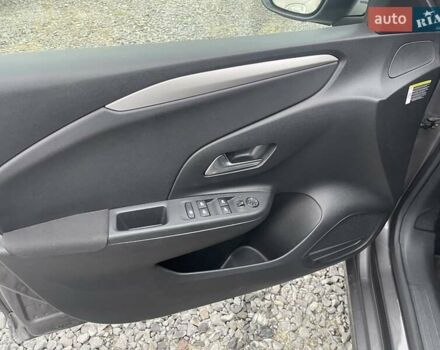 Серый Опель Corsa-e, объемом двигателя 0 л и пробегом 37 тыс. км за 13700 $, фото 8 на Automoto.ua
