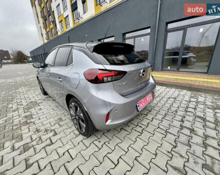 Серый Опель Corsa-e, объемом двигателя 0 л и пробегом 41 тыс. км за 14000 $, фото 7 на Automoto.ua