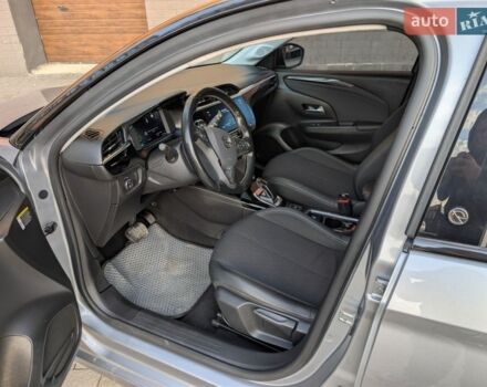 Серый Опель Corsa-e, объемом двигателя 0 л и пробегом 33 тыс. км за 12800 $, фото 45 на Automoto.ua
