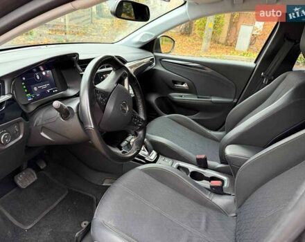 Серый Опель Corsa-e, объемом двигателя 0 л и пробегом 87 тыс. км за 14590 $, фото 11 на Automoto.ua